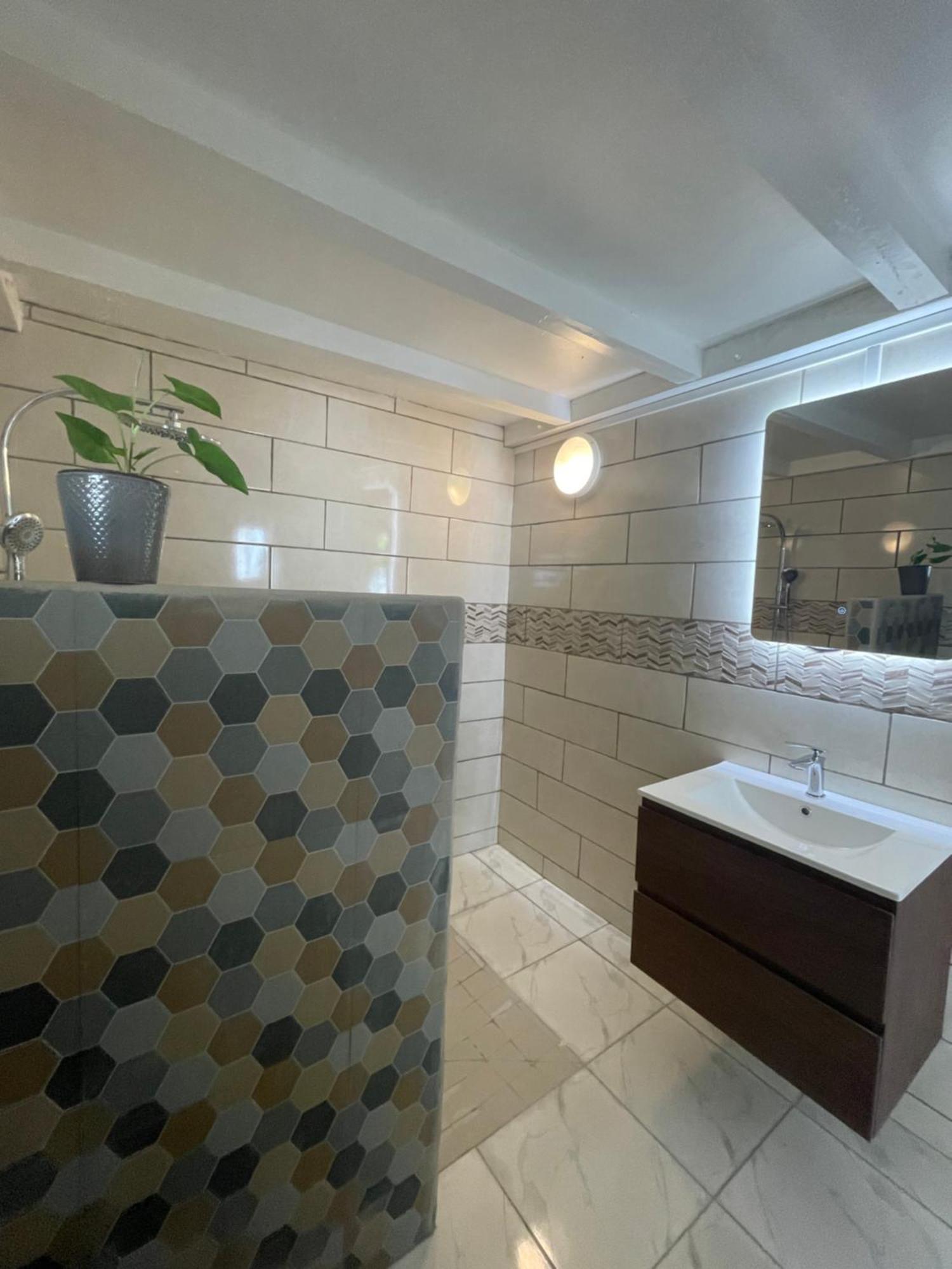 Adenora Bed & Breakfast Saint-Joseph Ngoại thất bức ảnh