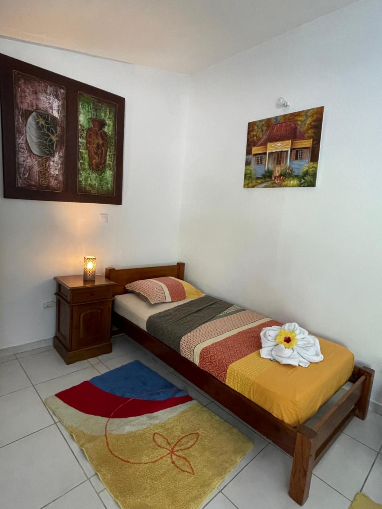 Adenora Bed & Breakfast Saint-Joseph Ngoại thất bức ảnh