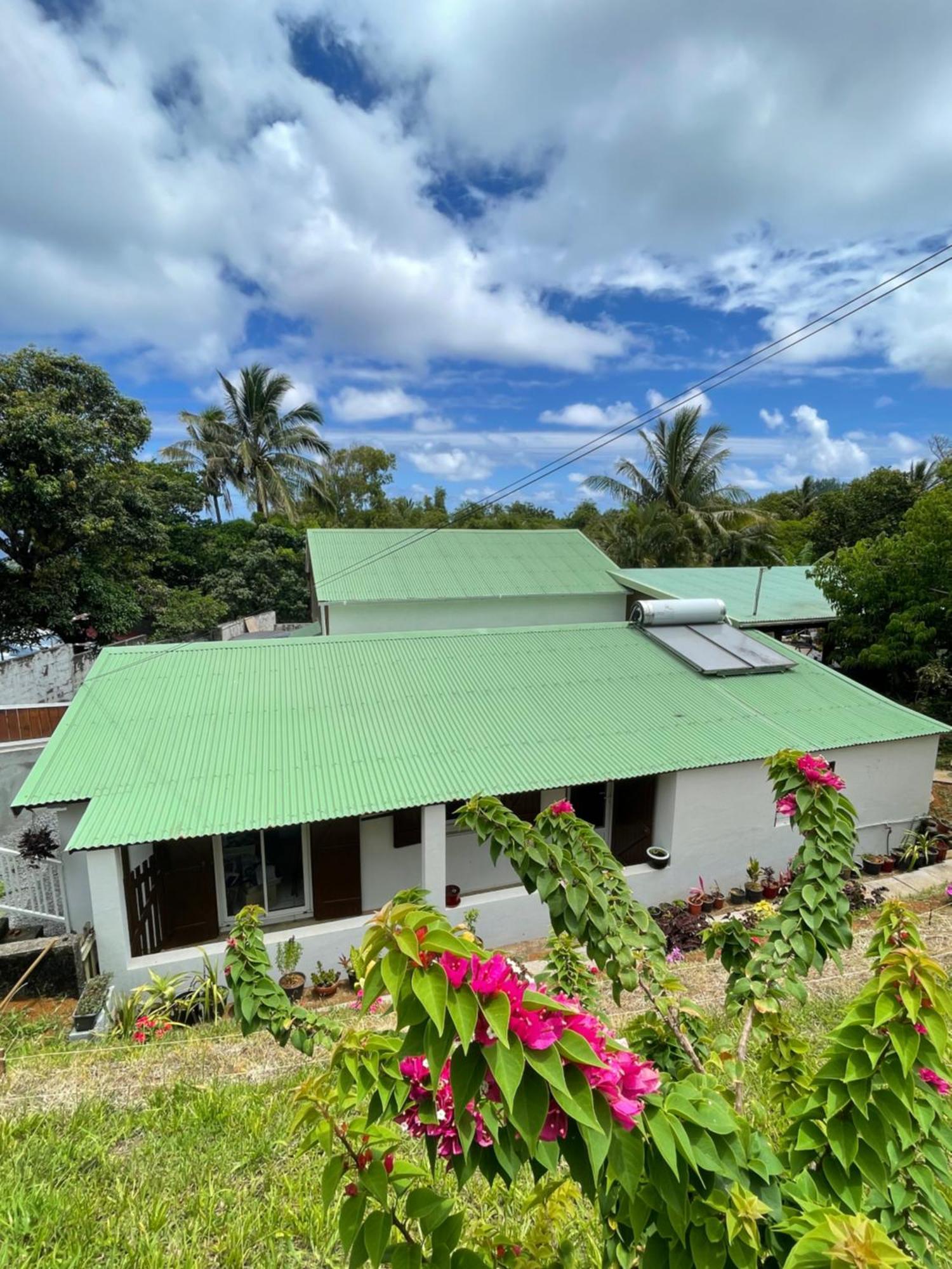 Adenora Bed & Breakfast Saint-Joseph Ngoại thất bức ảnh